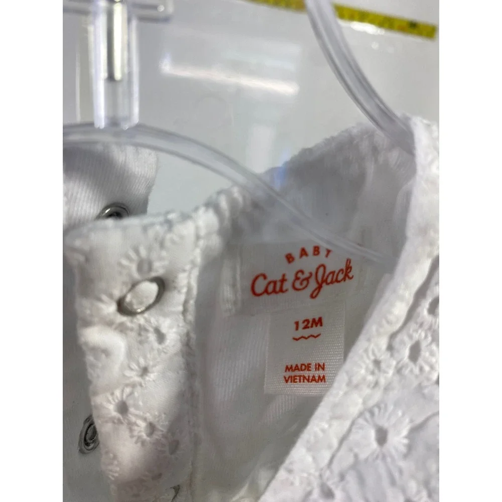 Cat‎ & Jack Baby Girl White Eyelet Flutter Sleeve Dress 12M Snap Back Floral